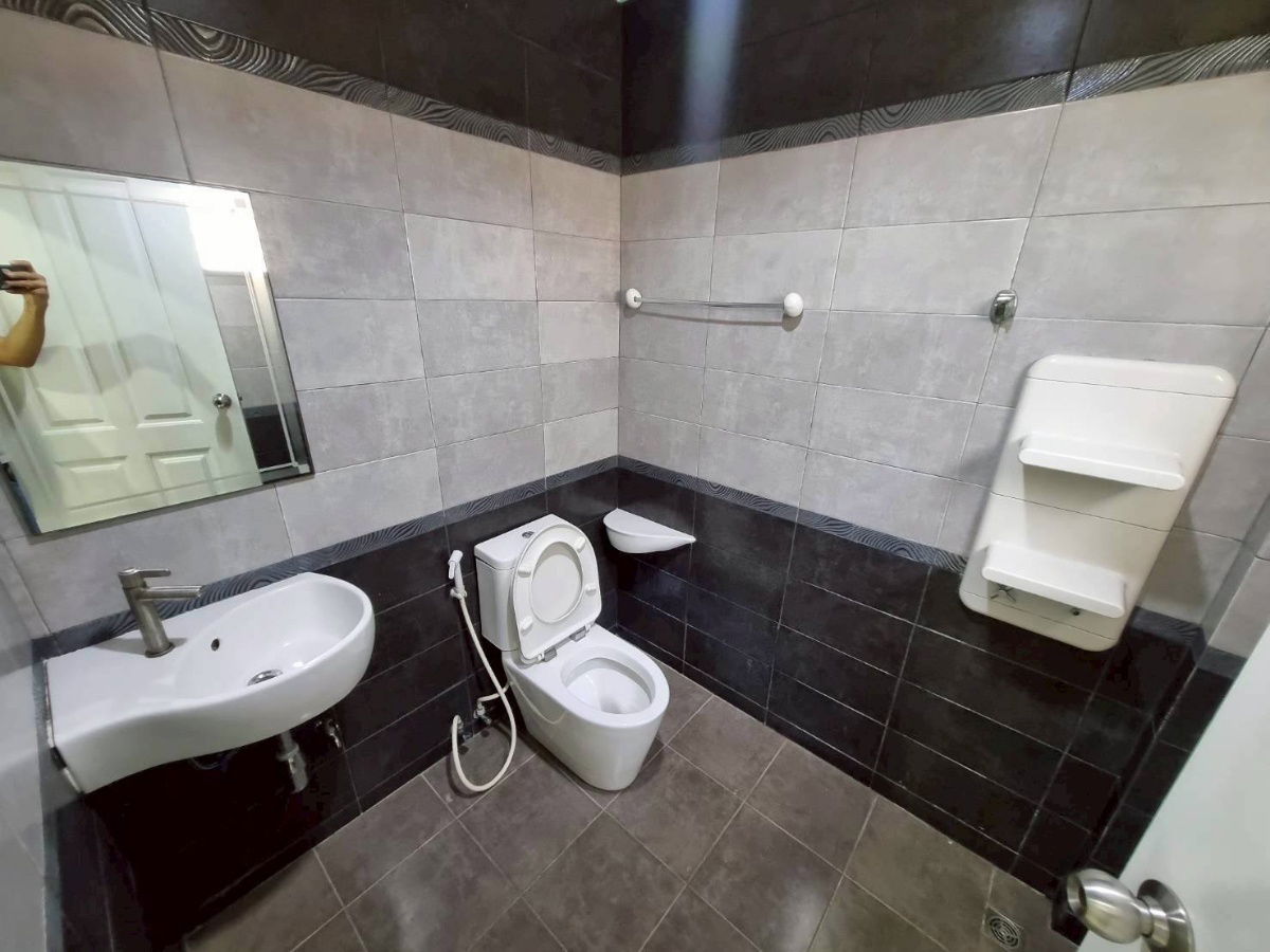 picture WS4934 [For rent] Home Office Soi Ratchada 19 🚆 MRT Ratchadaphisek 💰 Rent 35,000 baht/month - 8/19