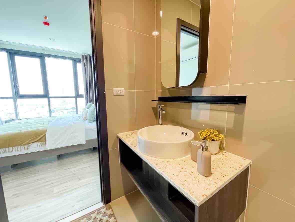 picture For rent 🔥 XT HUAIKHWANG 🔥 Fully furnished and equipped, near MRT Huai Khwang - 9/11
