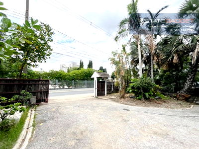 ที่ดิน สนง.ประกันสังคม สำนักงานใหญ่ : ขายที่ดิน 307 ตร.วา ซอยกรุงเทพ-นนทบุรี44 (ซอยสุภาร่วม) ใกล้รถไฟฟ้าสีม่วง-วงศ์สว่าง (081-434-9959)