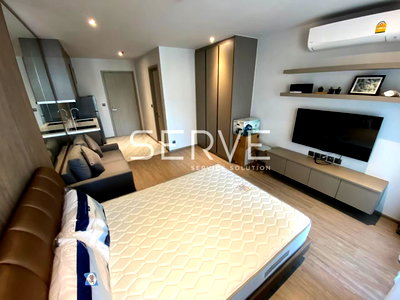 Condos for rent Soi Thonglor (Sukhumvit 55) : Studio 31 sq.m. High Fl. 10+ Good Location Close to BTS Ekkamai 350 m. at Rhythm Ekkamai Condo / For Rent