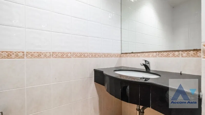 รูป 🔼🔽 AccomA 📩 Fully Furnished 4 BR House @Baan Klang Krung Thonglor (AA36345) - รูปที่ 11/20