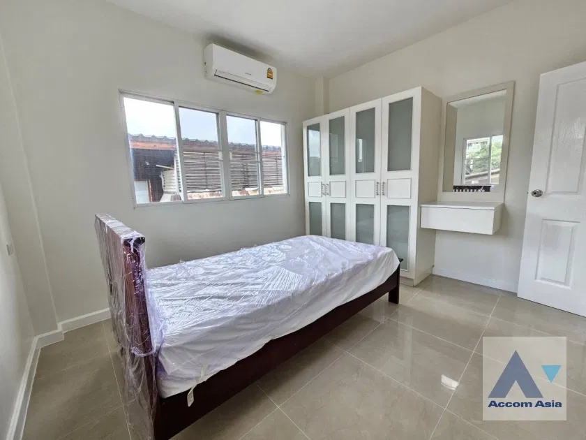 picture 🔼🔽 AccomA 📩  3 BR House in Khlong Toei (AA28339) - 8/19