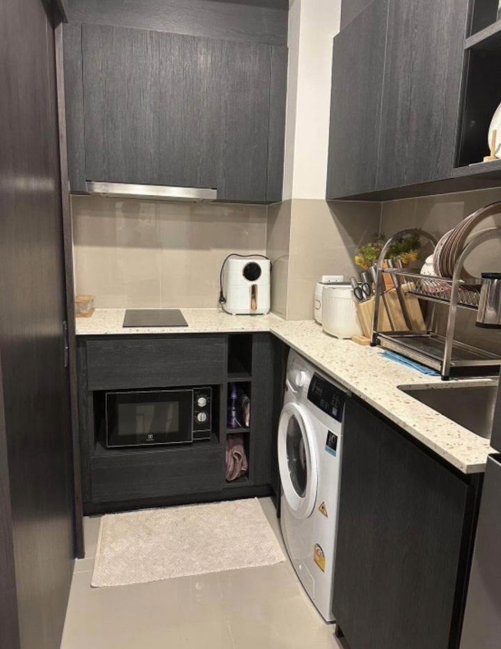 picture For rent ✨ XT HUAIKHWANG ✨ Fully furnished room with furniture and appliances, near MRT Huai Khwang - 6/11