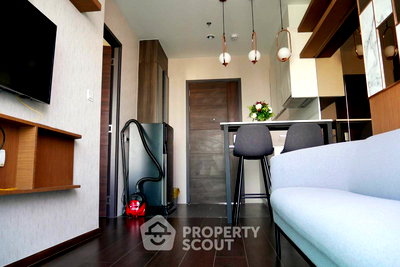 ขายคอนโด : คอนโด 1-ห้องนอน ที่ ซี เอกมัย ใกล้ ARL รามคำแหง (ID 825715)