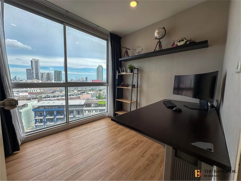 Book before anyone else The Niche Taksin