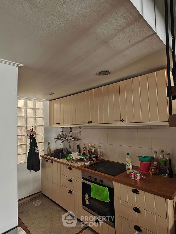 picture 2-BR Condo at Waterford Park Rama 4 near BTS Phra Khanong (ID 2357405) - 9/17