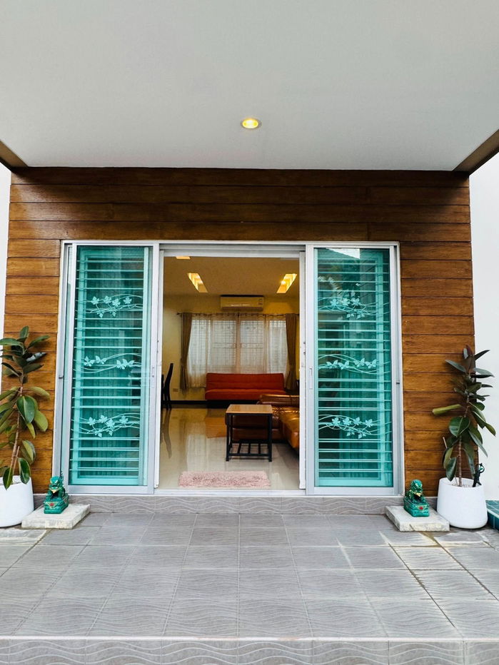 รูป ให้เช่าบ้านเดี่ยวสองชั้น  3 ห้องนอน 3 ห้องน้ำ 1  ห้องครัว  2  ที่จอดรถ - รูปที่ 4/16