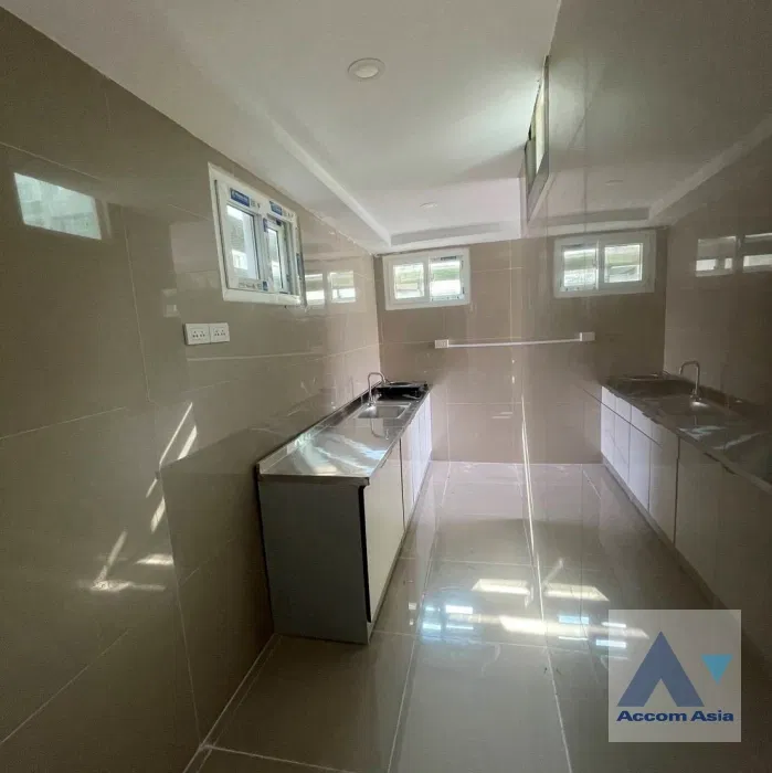 รูป 🔼🔽 AccomA 📩  3 BR Townhouse in Khlong Tan Nuea (AA44796) - รูปที่ 2/14