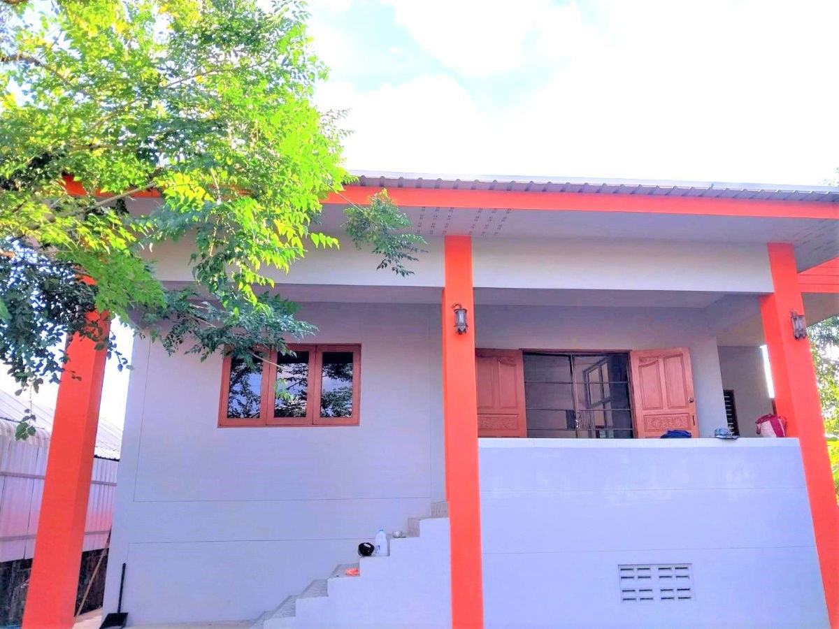picture A house for rent with 3 bedrooms,2 toilets and 1 kitchen. - 1/12