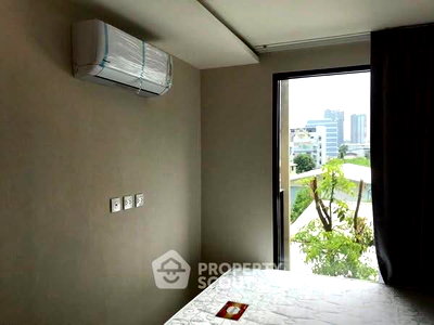 Condos for sale : 1-BR Condo at Ikon Sukhumvit 77 near BTS On Nut (ID 2357699)