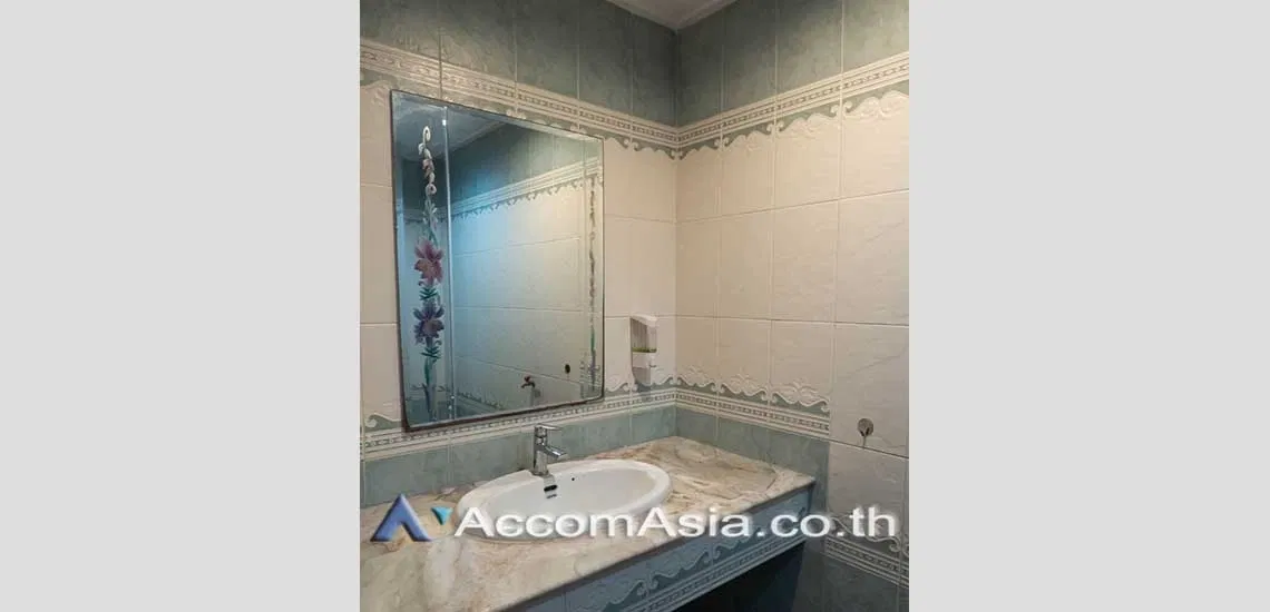 picture 🔼🔽 AccomA 📩  5 BR House @Ekkamai Villas (2520691) - 12/13