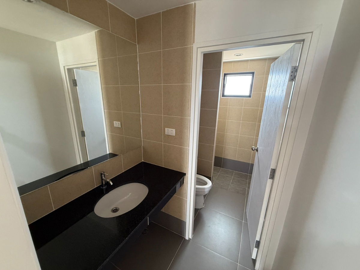 รูป บ้าน 4 ห้องนอนให้เช่าที่ กาญจน์กนกวิลล์ 18 - รูปที่ 41/59