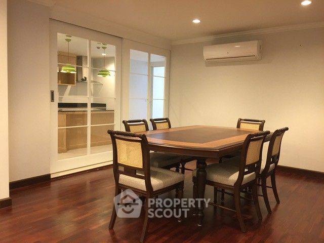 picture 3-BR Condo at Newton Tower Condominium near BTS Nana (ID 2356062) - 4/15