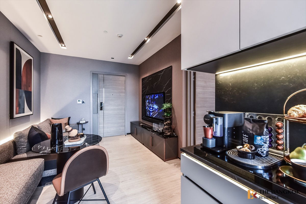 picture 🔥📈 High-Demand Units, Special Price! The Room Sukhumvit 38 Near Thong lo - 2/14