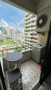 1-BR Condo at Saranjai Mansion Condominium near BTS Nana (ID 2357867)