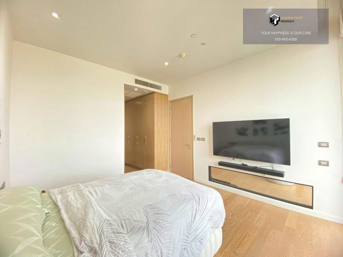 picture Magnolias Waterfront Residences has an entrance to Iconsiam with a view of the fireworks! ⭐️⭐️⭐️ Near BTS Charoen Nakhon #2025101712378 - 2/5