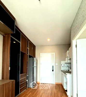 Condos for sale : 1-BR Condo at Lumpini Place Ratchada-Sathu close to Sathu Pradit (ID 2357750)