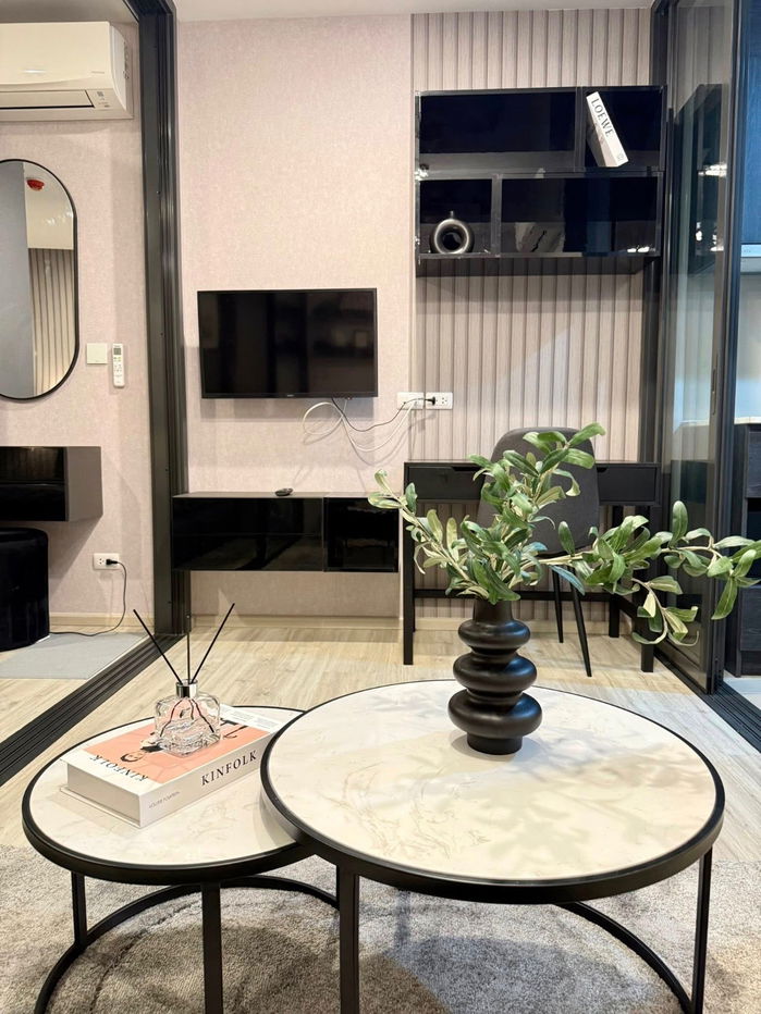 picture 🚩 For Rent XT Huaikhwang ✨1 Bed 30 Sq.m. ✨Fully Furnished  🚇MRT Huai Khwang - 6/8