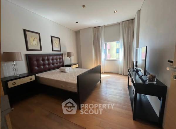 picture 1-BR Condo at Saladaeng Residences near MRT Si Lom (ID 2356414) - 2/10