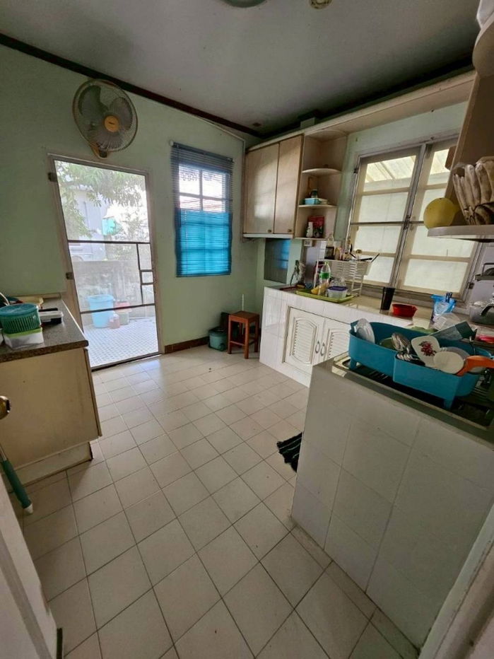 รูป บ้านเดี่ยวหลังมุม พร้อมสวนสีเขียวรอบบ้าน หมู่บ้านชัยพฤกษ์ บางบอน 77.5 ตร.ว. พื้นที่ใช้สอย 200 ตร.ม. 3 ห้องนอน 2 ห้องน้ำ
เดินทางสะดวกหลายเส้นทาง - รูปที่ 9/15