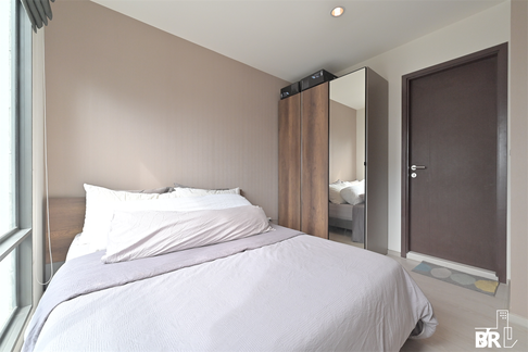 RHYTHM Asoke near MRT Rama 9 Station Comfortable and Ready to Move-in
