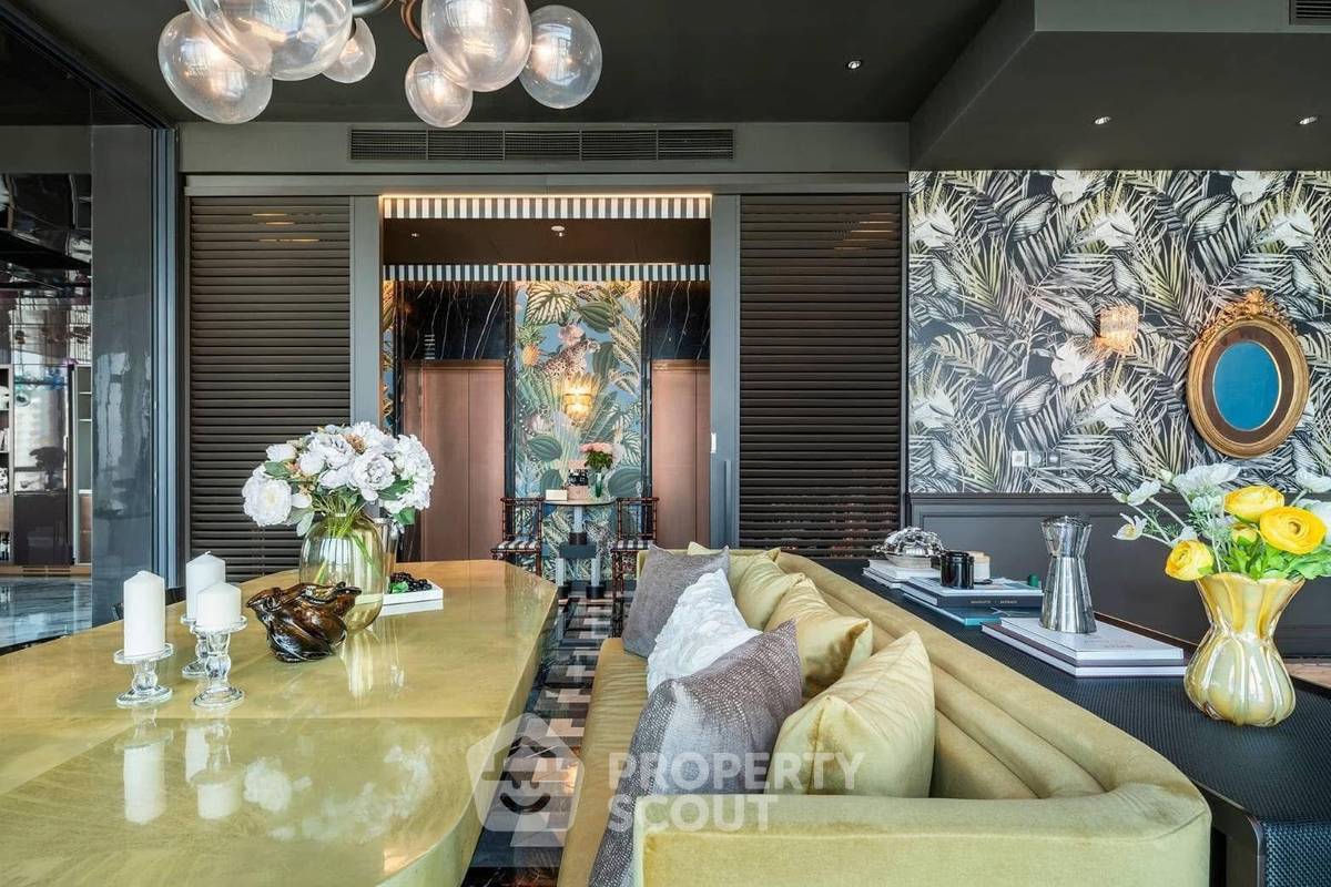 picture 4-BR Condo at The Monument Thonglo close to Thong Lo (ID 2030850) - 10/30
