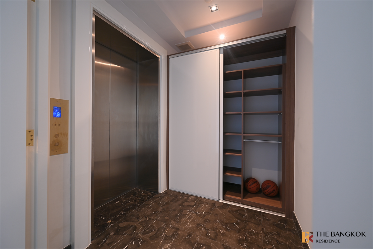 picture Marque Sukhumvit near BTS Phrom Phong Ultimate Luxury Lifestyle with Convenience - 9/10