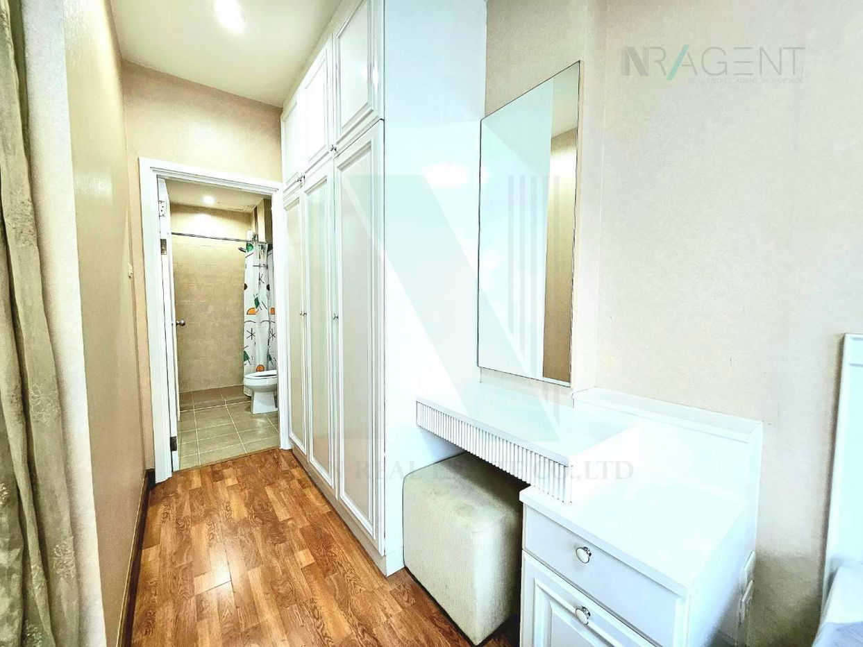 picture For Rent Condo IVY RIVER Building , Floor 30,1 bed room, Room size 35 sqm - 3/8