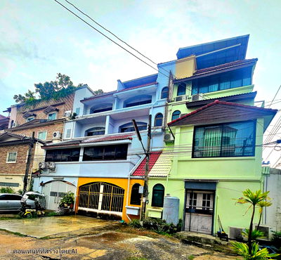 เช่าอาคารพาณิชย์ วิทยาลัยดุสิตธานี : 🏢 ให้เช่าอาคารพาณิชย์ 5 ชั้น (รวมดาดฟ้า) ศรีนครินทร์ 40 ใกล้โรงแรมคองปาร์ค — เหมาะเปิดคาเฟ่ ออฟฟิศ หรือ ที่พักอาศัย