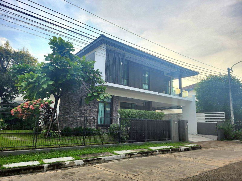 ขายบ้านเดี่ยว : LTH13408 – Year-End Promotion!🔥 Special 10% Discount! Modern Single House for Sale at Manthana Onnut – Wongwan 3 | 231 sqm | 4 Beds 3 Baths | 14.5 MB