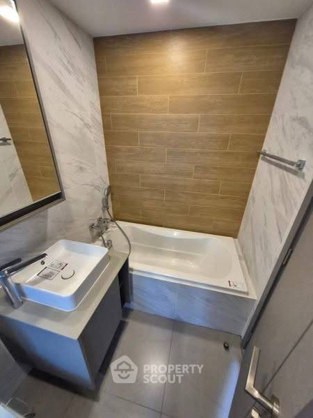 picture 2-BR Condo at Taka Haus Ekamai 12 near BTS Ekkamai (ID 2356484) - 3/10