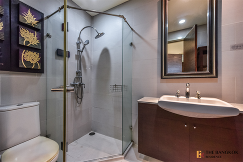 Watermark Chaophraya River  Live the Luxury Style in a High-potential Location