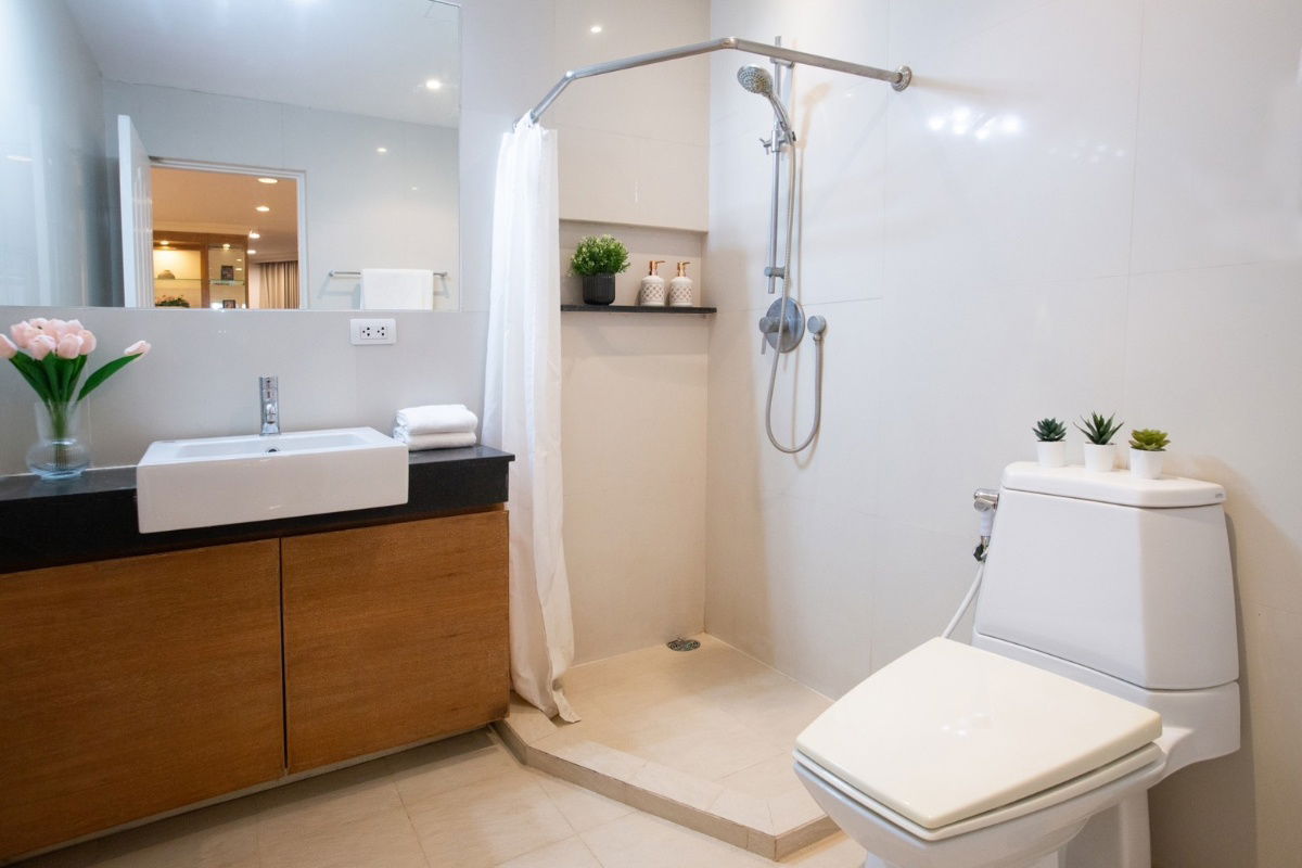 รูป ให้เช่าคอนโด ห้อง Duplex บ้านสวัสดี สุขุมวิท 31  Line: @KatAgent - รูปที่ 13/17