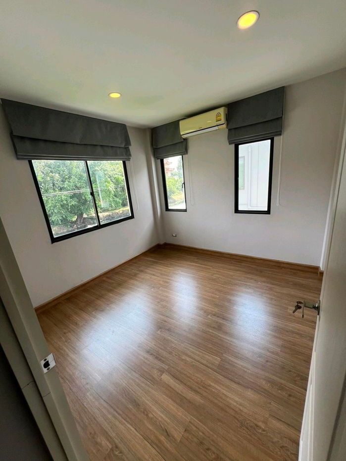 รูป WS4911 [เช่า] The City Ramintra 📍 MRT สถานีรามอินทรา 3 💰 ค่าเช่า 42,000 บาท/เดือน (รวมค่าส่วนกลาง) - รูปที่ 6/9