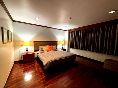 คอนโดให้เช่า :  for Rent : Lake Avenue Condominium  Sukhumvit 16 ( BTS Asok and MRT Sukhumvit )(Rt-01)