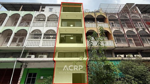 4.5-Storey Commercial Building for Sale – Soi Charan Sanitwong 68, 100m from Main Road ref no.00159796