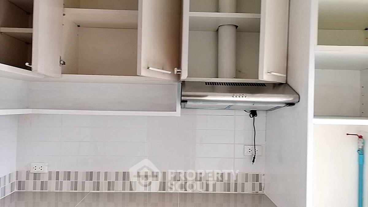 picture 1-BR Condo at Condo One X Sathorn - Narathiwat in Chong Nonsi (ID 2357724) - 13/16