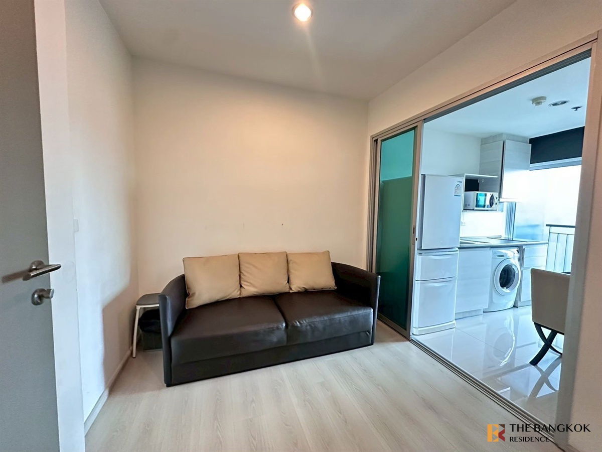 picture Life Ratchadapisek ⚡ Beautiful Unit at a Great Price 💥  Near MRT Huai Khwang - 5/10