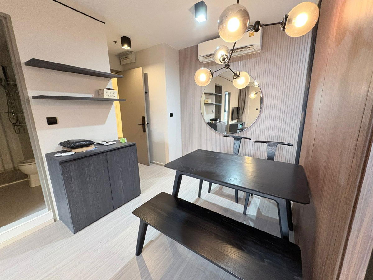 picture  Life Asoke Hype for rent >> 2 Bedroom,1 Living room(28,000 baht) >> 48.56sqm Cheapest !!! *** Line ID: meigood777 *** - 15/21