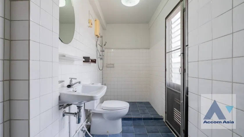 picture 🔼🔽 AccomA 📩 Pet friendly,Home Office 3 BR House in Phra Khanong Nuea (2314026) - 18/20