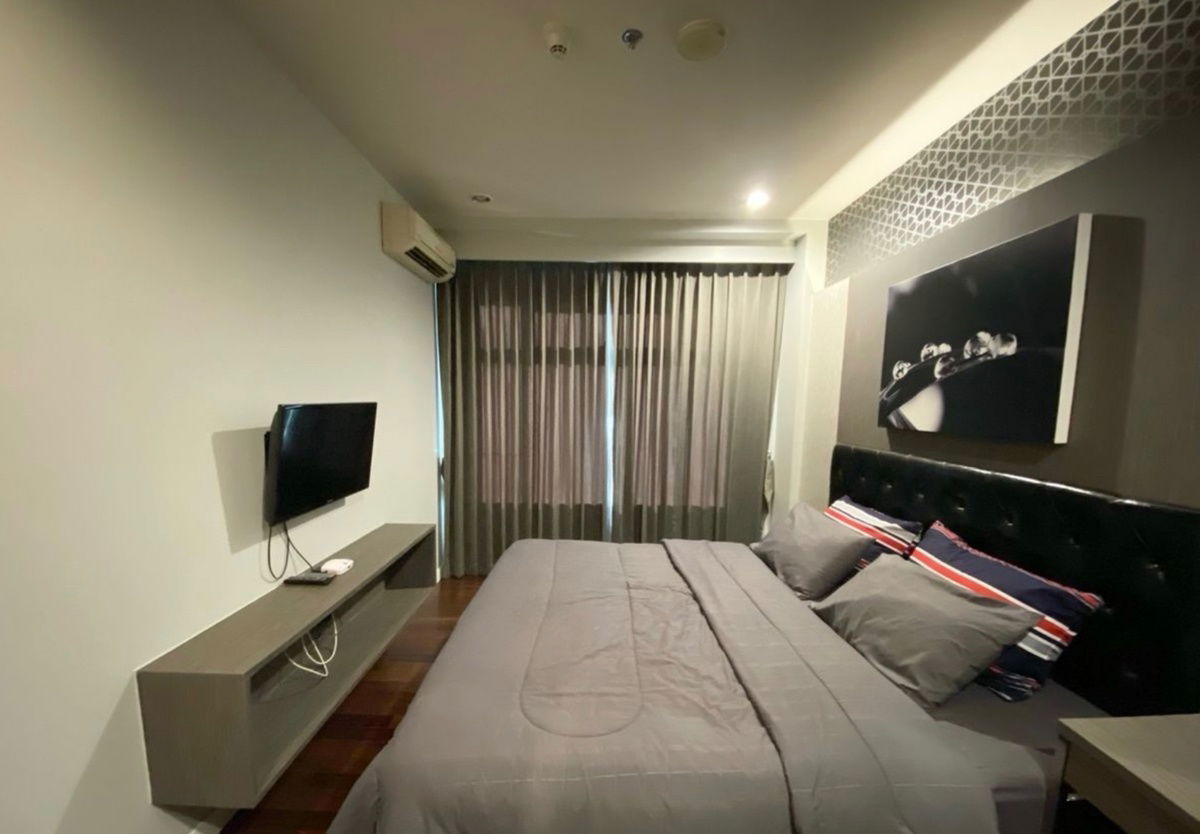 รูป เช่า เซอร์เคิล คอนโดมิเนียม ห้องใหญ่ สวย พร้อมอยู่ ใกล้ แอร์พอร์ตลิ้งค์ มักกะสัน สนใจแอตไลน์ครับ@841qqlnr - รูปที่ 3/12