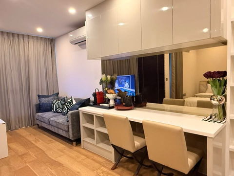 ปล่อยเช่าห้องสวย ✨Q Chidlom✨ ใกล้เซ็นทรัลเวิลด์ Fully furnished มาแต่ตัวได้เลย ✨คอนโดหรูใจกลางเมืองย่านชิดลม