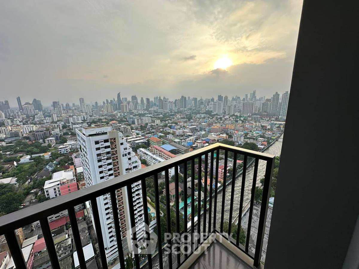 รูป คอนโด 1-ห้องนอน ที่ เดอะ เบส เพชรบุรี–ทองหล่อ ใน บางกะปิ (ID 2358020) - รูปที่ 7/25