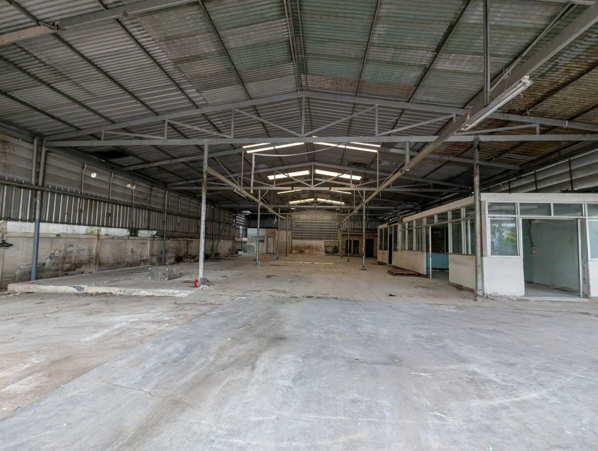 picture Land for Sales close to MRT Latprao - 1/3