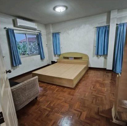 รูป ให้เช่าบ้านเดี่ยวสองชั้น  4 ห้องนอน 3 ห้องน้ำ 1  ห้องครัว  2  ที่จอดรถ - รูปที่ 16/32