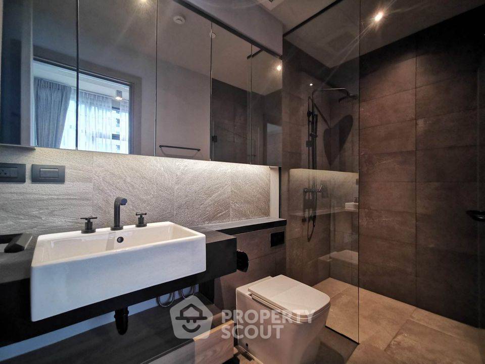 รูป คอนโด 1-ห้องนอน ที่ เดอะ ลอฟท์ อโศก ใกล้ MRT เพชรบุรี (ID 924334) - รูปที่ 3/7