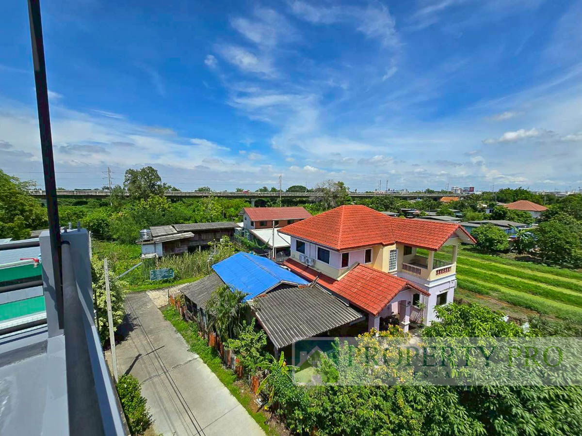 รูป ขาย บ้าน รังสิต คลองหลวง บ้านเดี่ยว 3 ชั้น 6 ห้องนอน ขนาด 100 ตรว 471 ตรม รีโนเวทใหม่ Loft Style ใกล้ มหาวิทยาลัยธรรมศาสตร์ มหาลัยกรุงเทพ : EL25S-011 - รูปที่ 44/47