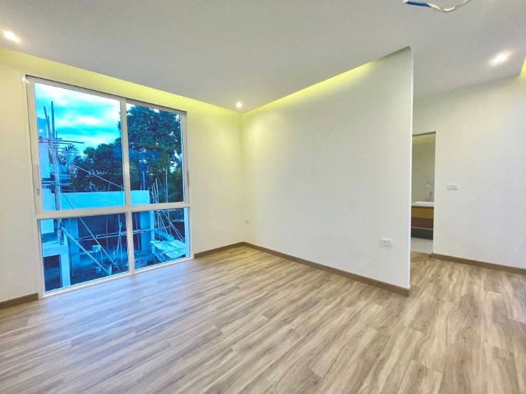 รูป ขายบ้านพูลวิลล่า Lux Modern ใจกลางเมืองเชียงใหม่ ใกล้นิมมาน , มช.,เมญ่า - รูปที่ 18/25