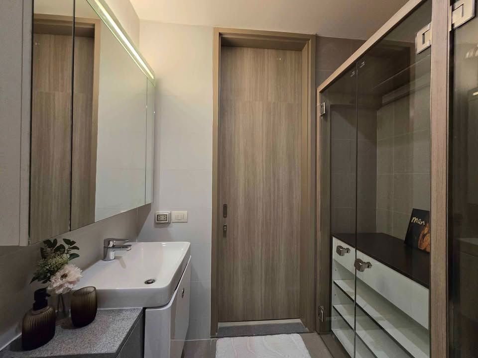 picture For rent !! NOBLE PLOENCHIT  | 45K. per month |  45 sq.m.  1Bed1Bath  17th Floor  "C" Building - 20/25