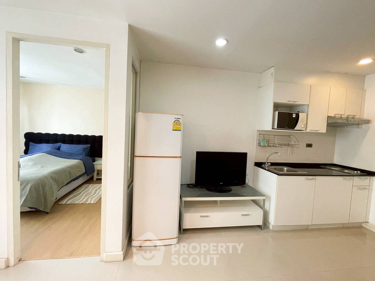 รูป คอนโด 1-ห้องนอน ที่ เดอะ โคลเวอร์ ทองหล่อ เรสซิเดนซ์ ใกล้ BTS ทองหล่อ (ID 2359857) - รูปที่ 2/11